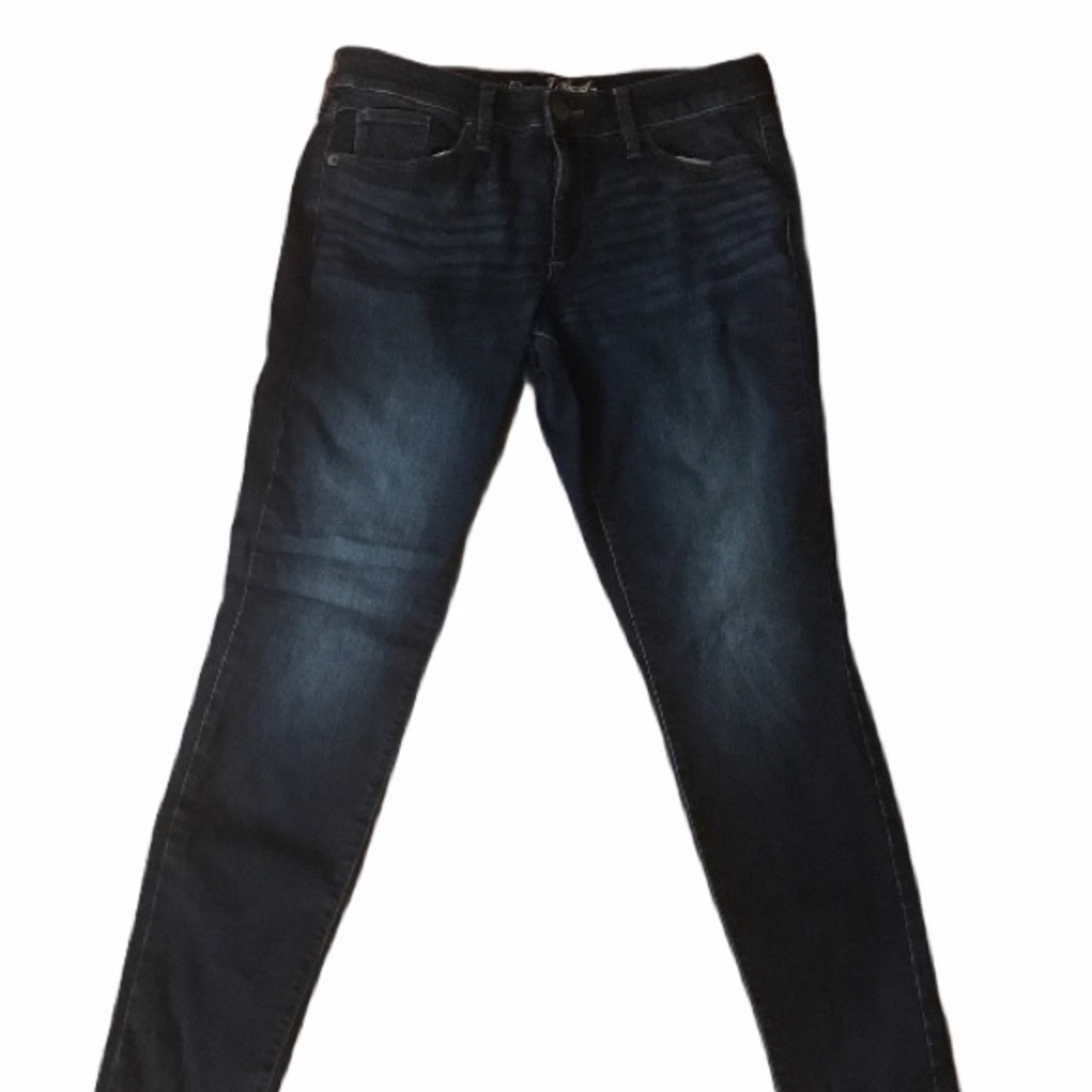 High waisted jeans